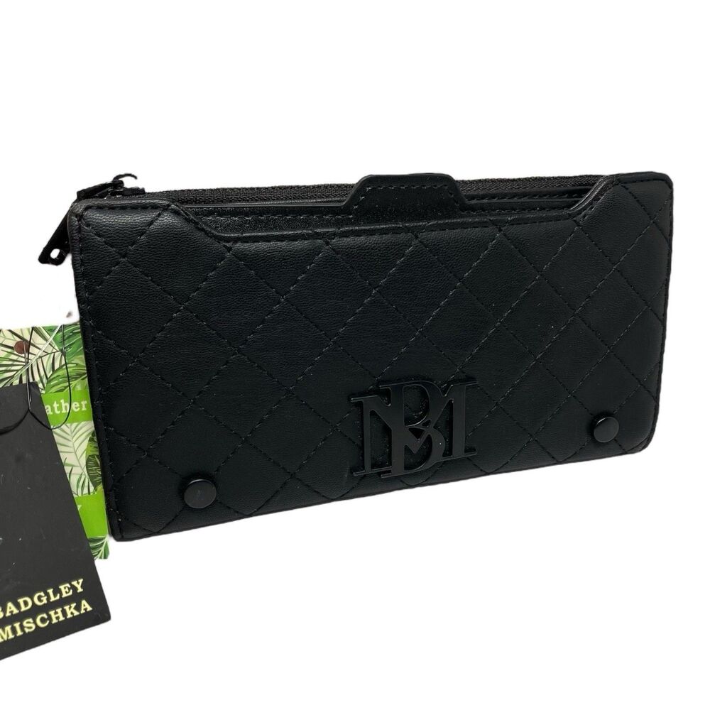 Badgley‎ Mischka Wallet Black Quilted Long Card Holder Vegan Leather Snap Logo